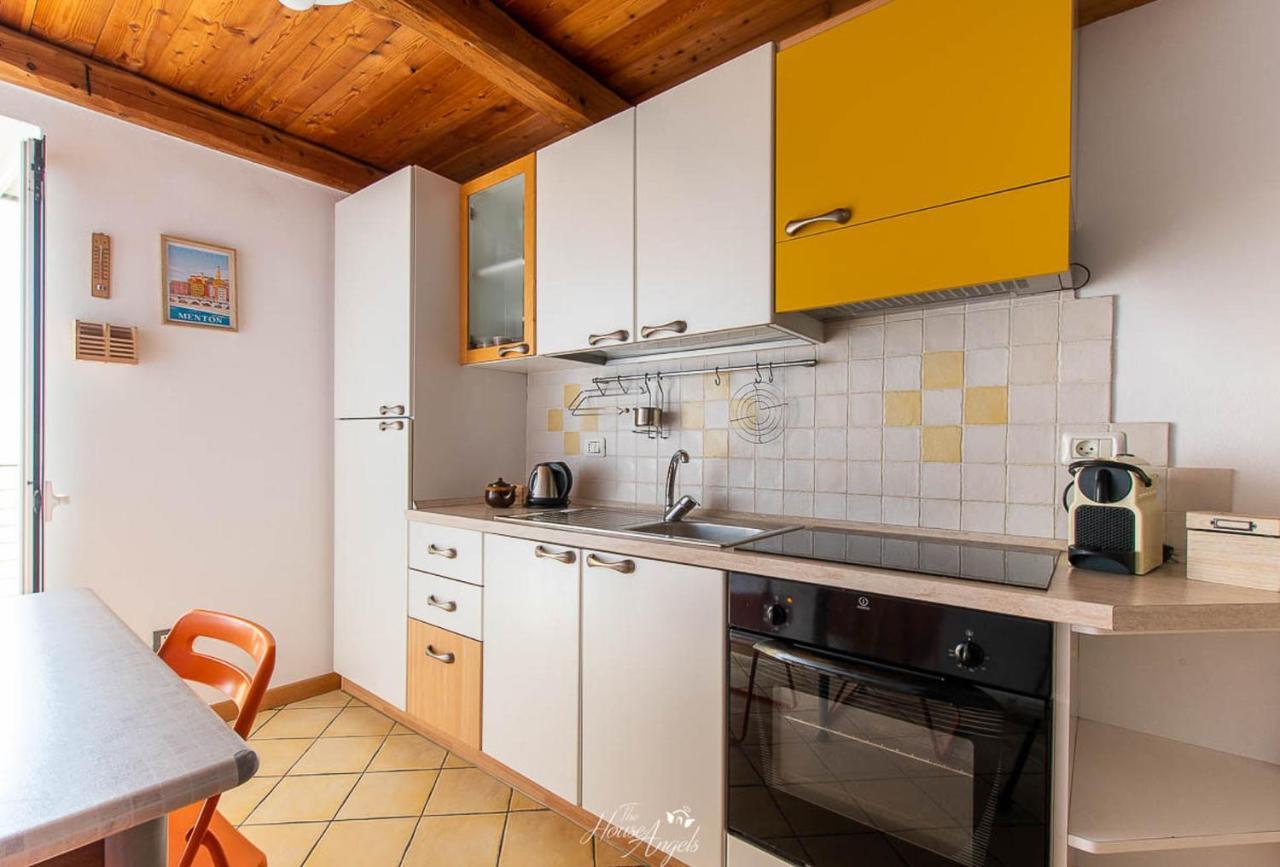 Vista Mare E Comfort In Centro Storico مينتون المظهر الخارجي الصورة